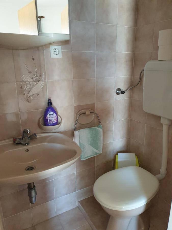 ראב Apartmani I Sobe Jusic מראה חיצוני תמונה