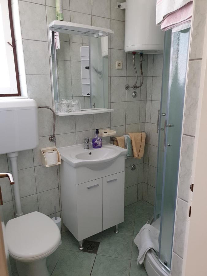 ראב Apartmani I Sobe Jusic מראה חיצוני תמונה