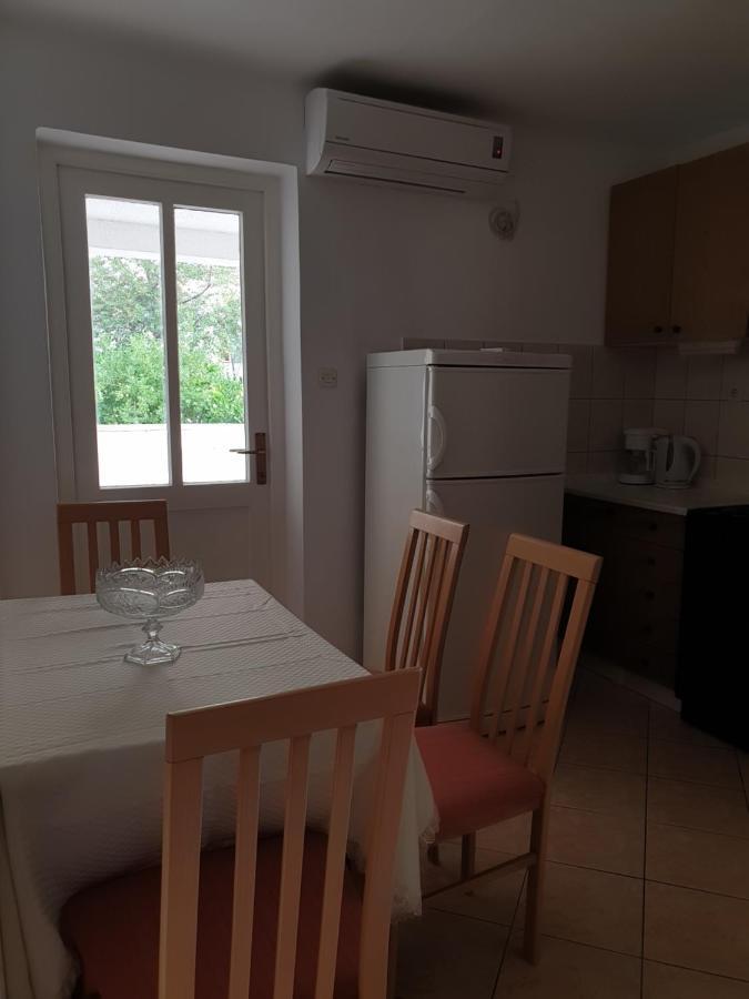 ראב Apartmani I Sobe Jusic מראה חיצוני תמונה