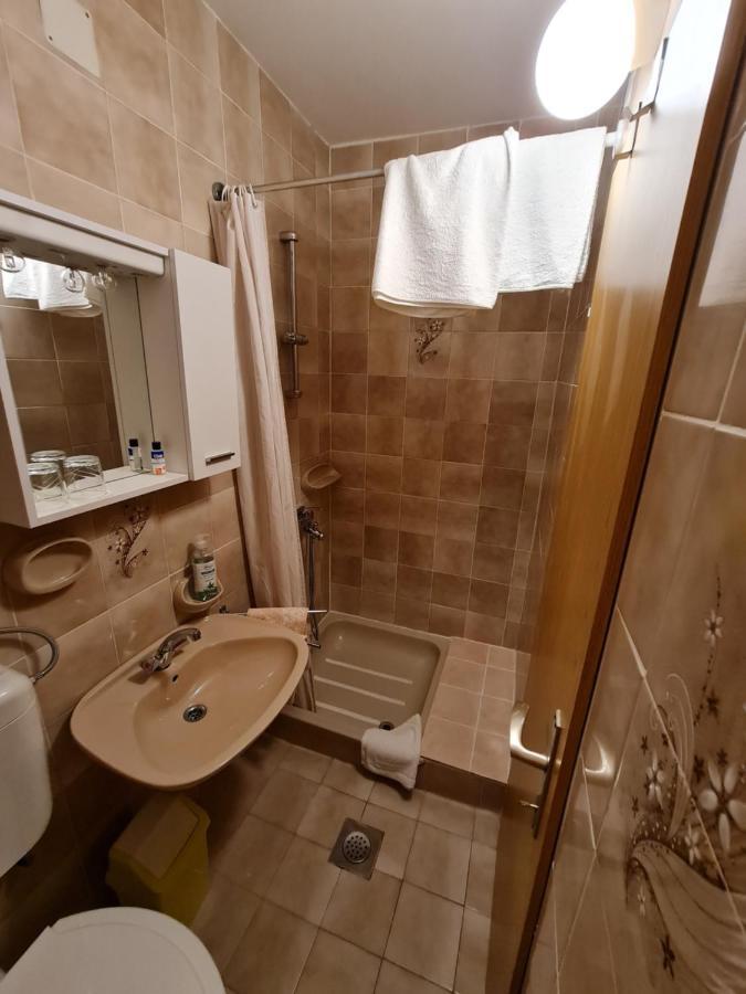ראב Apartmani I Sobe Jusic מראה חיצוני תמונה