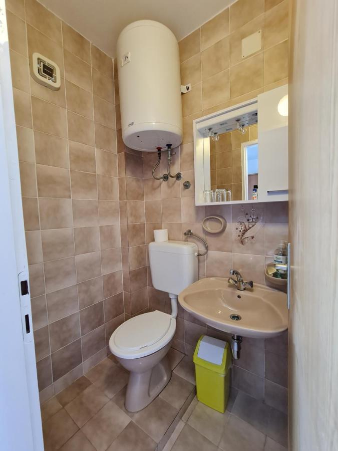 ראב Apartmani I Sobe Jusic מראה חיצוני תמונה