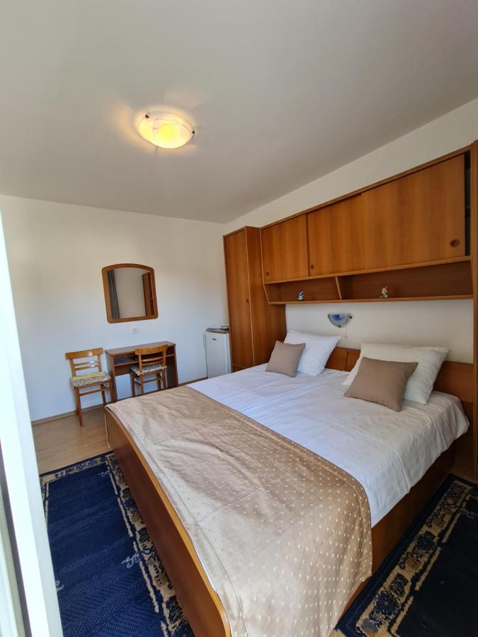 ראב Apartmani I Sobe Jusic מראה חיצוני תמונה