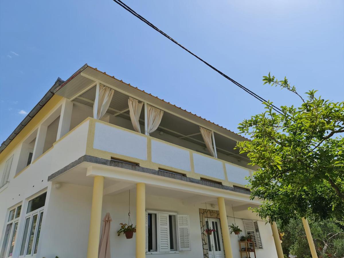 ראב Apartmani I Sobe Jusic מראה חיצוני תמונה